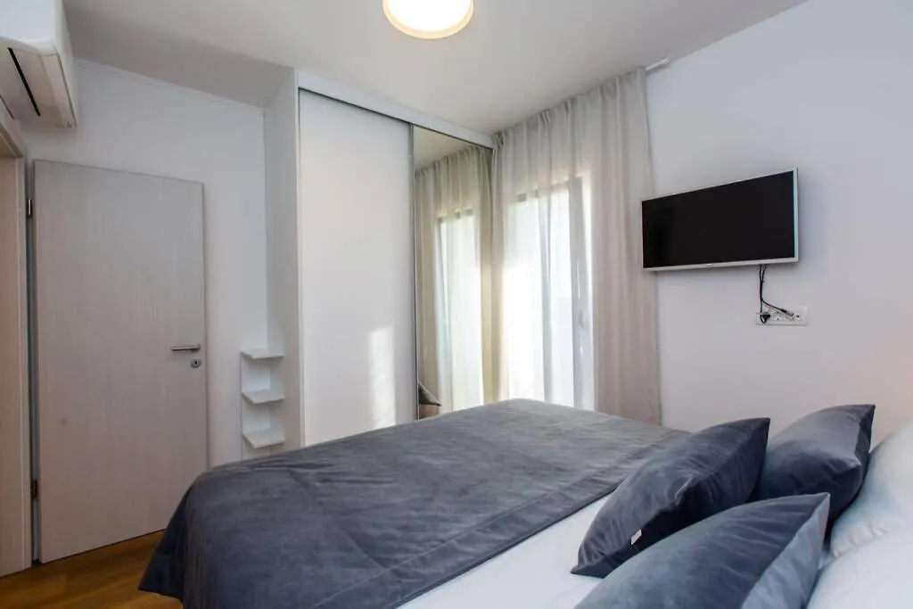 트로기르 Apartman Anja, Apartman S Pogledom 아파트