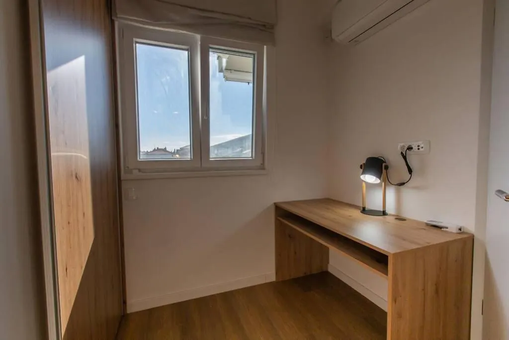 트로기르 Apartman Anja, Apartman S Pogledom 아파트