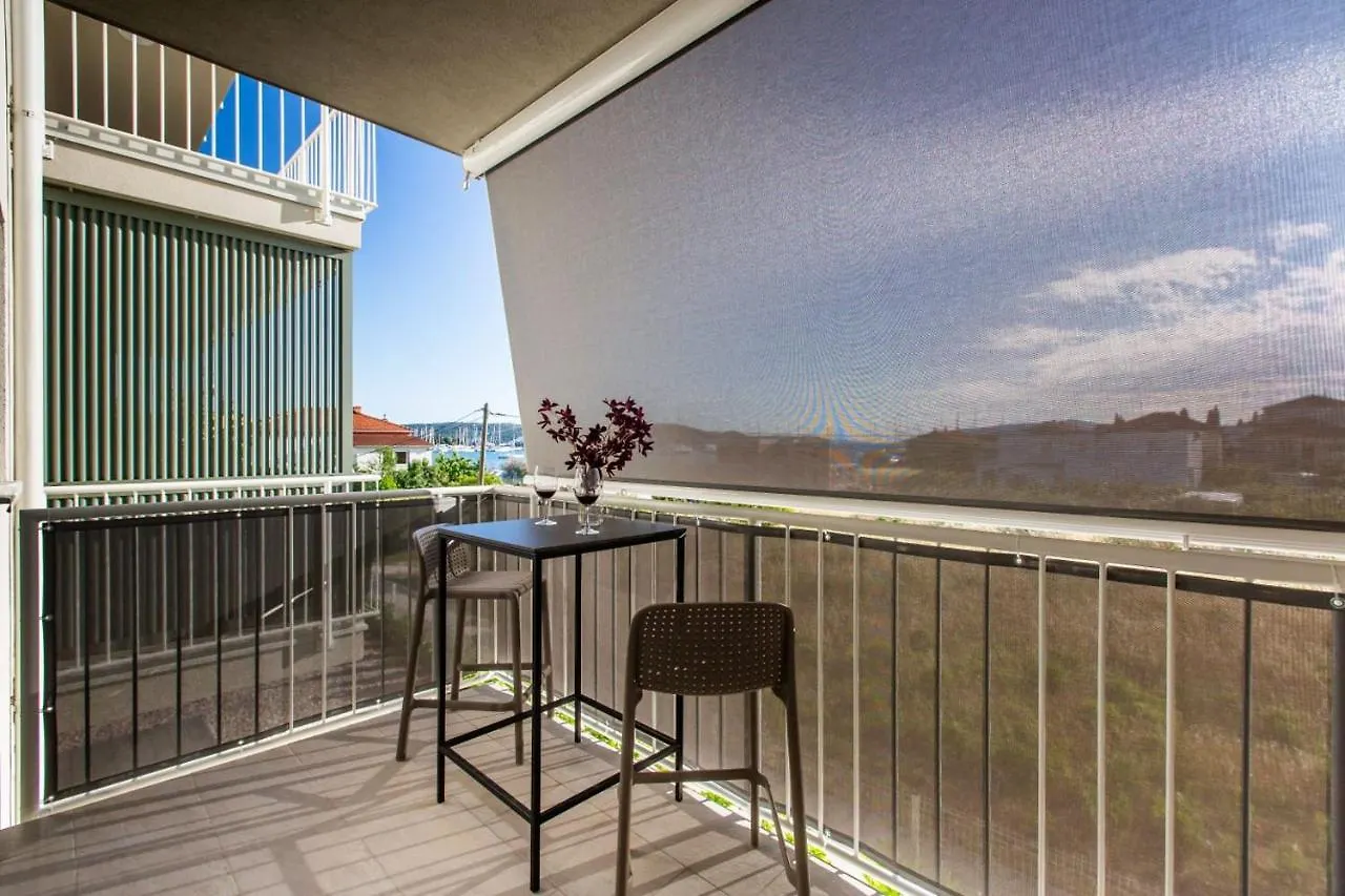 트로기르 Apartman Anja, Apartman S Pogledom 아파트